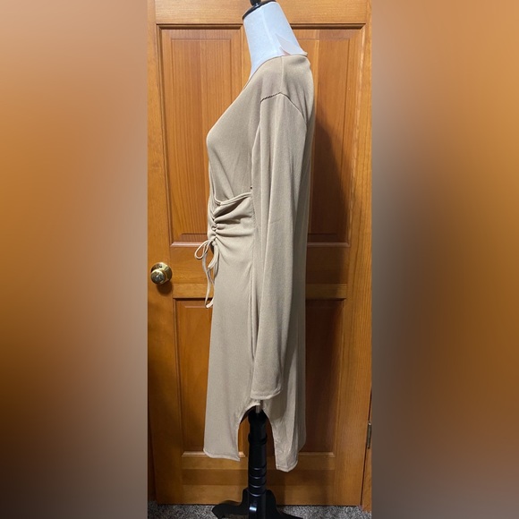 NWT Ribbed Tan Faux Wrap Dress - Picture 4 of 4
